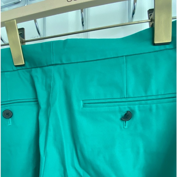 Green pants - Picture 2 of 5